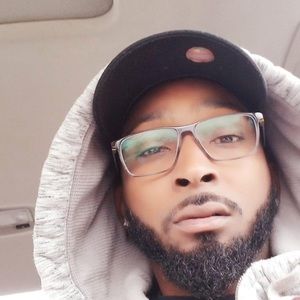 Meet your Posher, Isiah